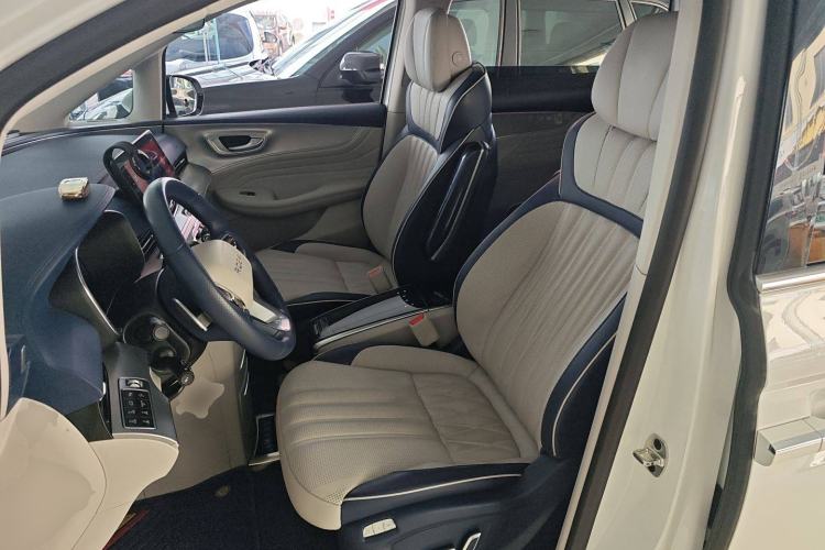 Used Roewe iMAX8 2021 400TGI Supreme Series Ultimate Edition Left Front Seat