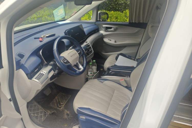 Used Roewe iMAX8 2021 400TGI Supreme Series Ultimate Edition Left Front Seat