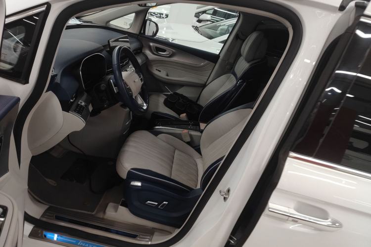 Used Roewe iMAX8 2021 400TGI Supreme Series Ultimate Edition Left Front Seat