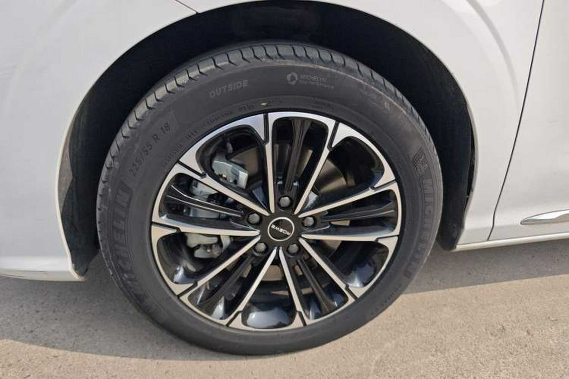 Used Roewe iMAX8 2021 400TGI Supreme Series Prestige Edition Left Front Wheel Hub