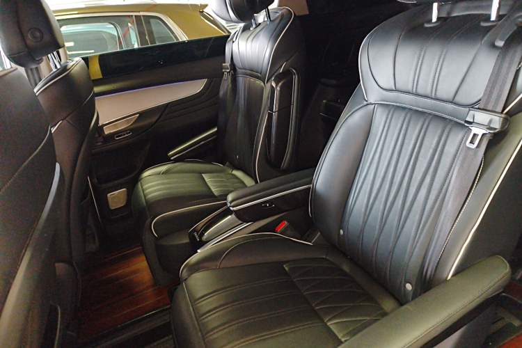 Used Roewe iMAX8 2021 400TGI Supreme Series Lu Zun Edition Left Rear Seat