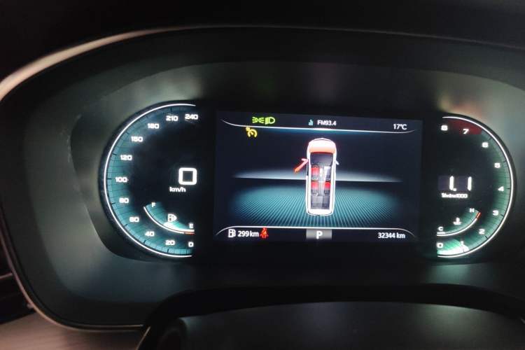 Used Roewe iMAX8 2021 400TGI Supreme Series Lu Zun Edition Odometer Close Up