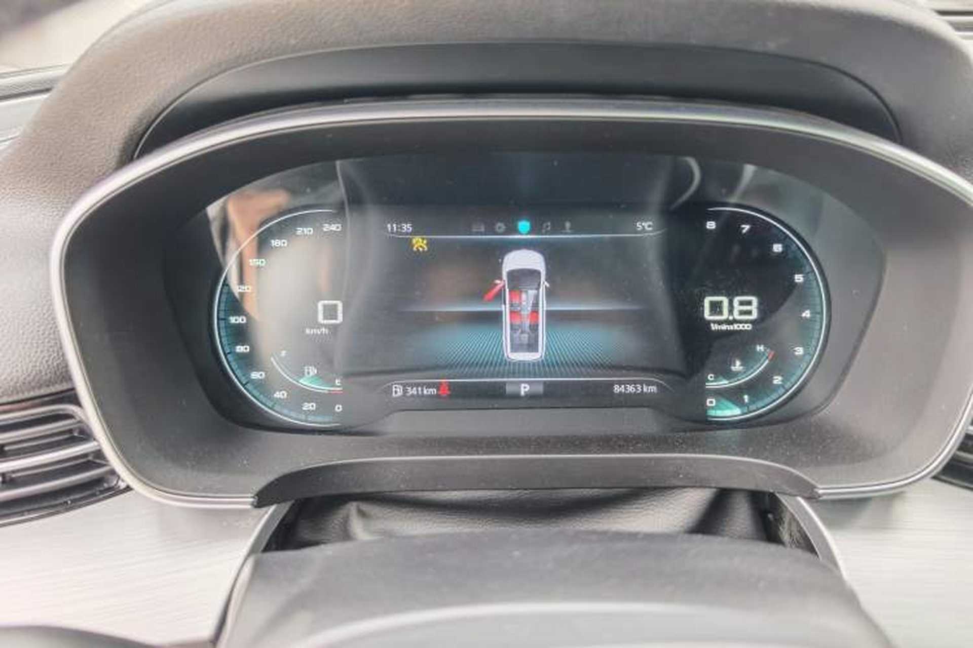 Used Roewe iMAX8 2021 400TGI Supreme Series Prestige Edition Odometer Close Up
