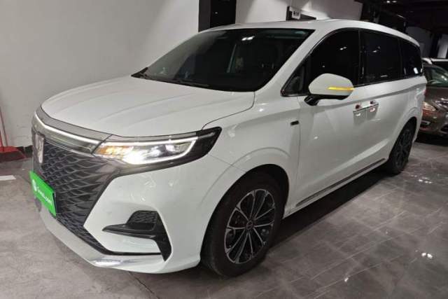 Ojetý Roewe iMAX8 2021 400TGI Supreme Series Lu Zun Edition