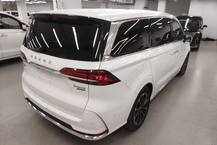 Used Roewe iMAX8 2021 400TGI Supreme Series Ultimate Edition Rear Right 45 Deg