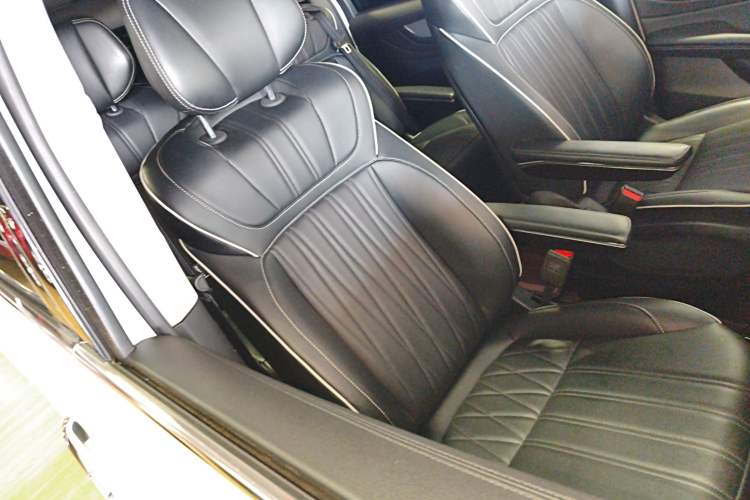 Used Roewe iMAX8 2021 400TGI Supreme Series Lu Zun Edition Right Front Seat