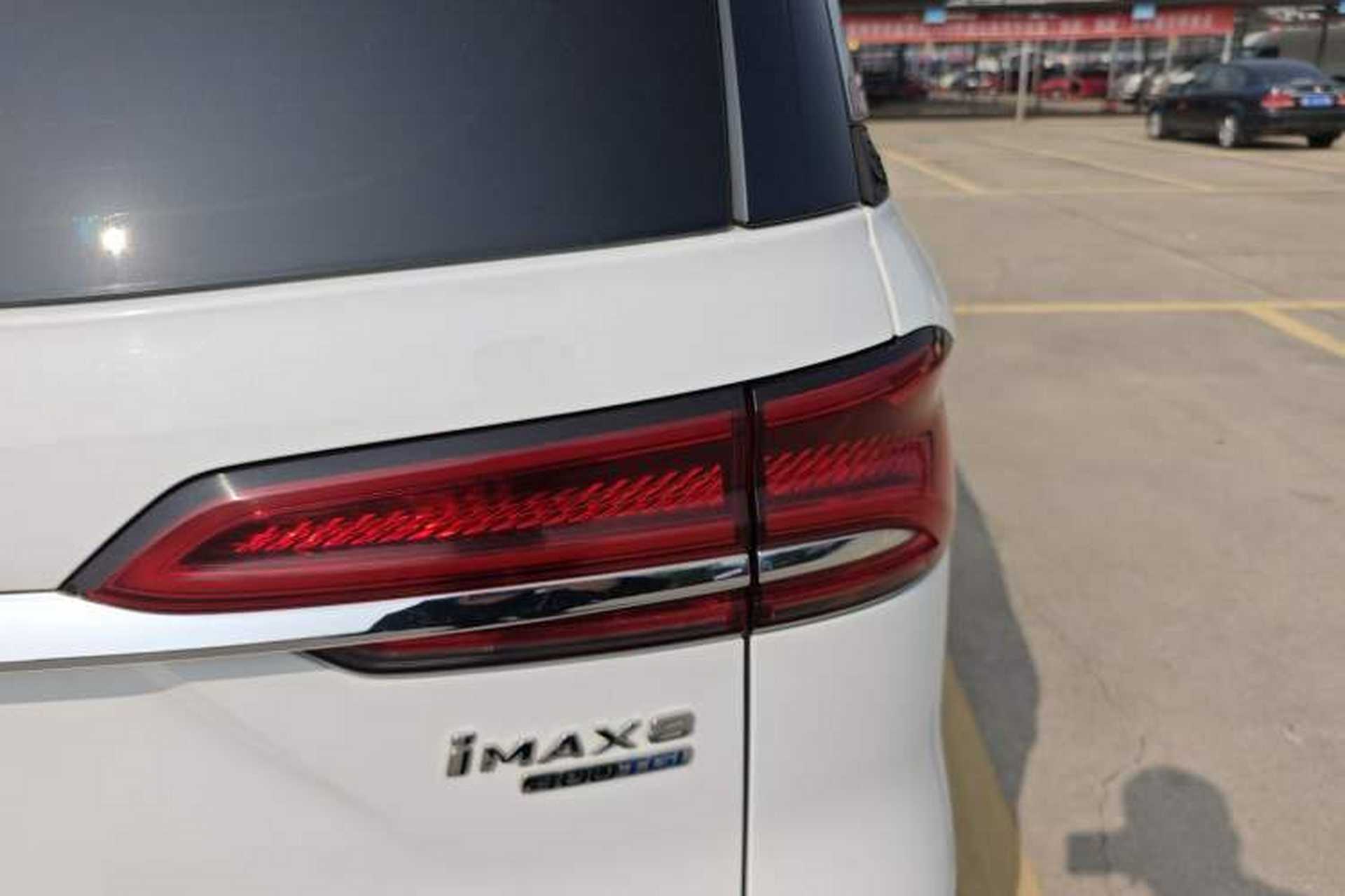 Used Roewe iMAX8 2021 400TGI Supreme Series Prestige Edition Right Rear Taillight