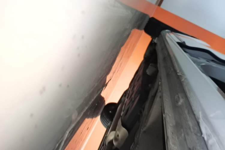 Used Roewe iMAX8 2021 400TGI Supreme Series Lu Zun Edition Right Side Sill