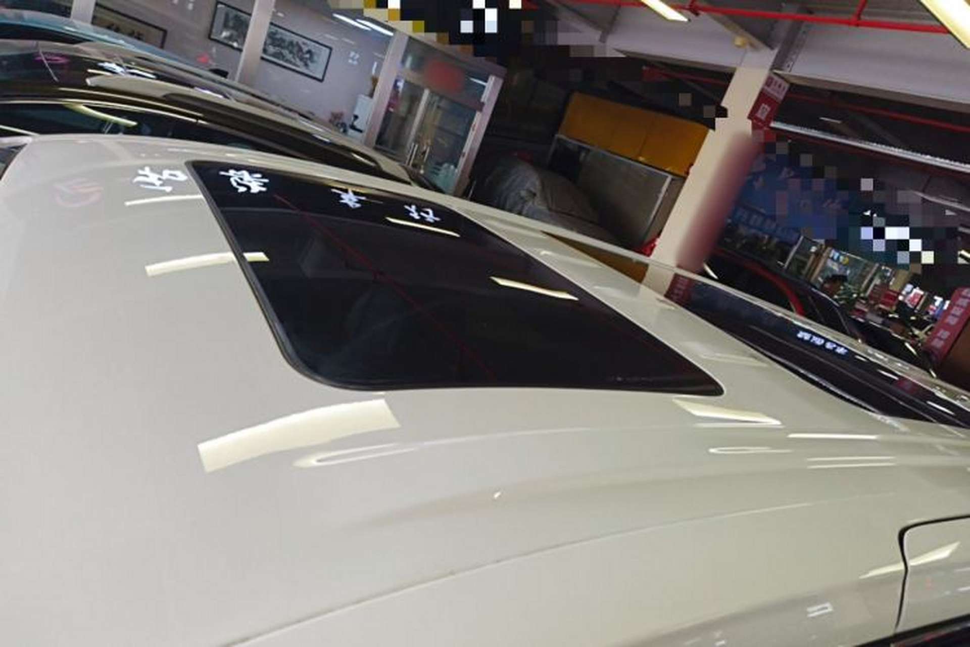 Used Roewe iMAX8 2021 400TGI Supreme Series Lu Zun Edition Roof