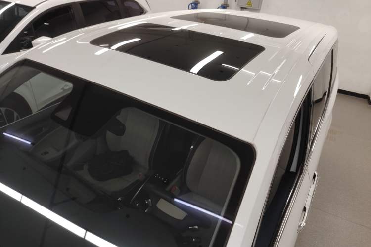 Used Roewe iMAX8 2021 400TGI Supreme Series Ultimate Edition Roof