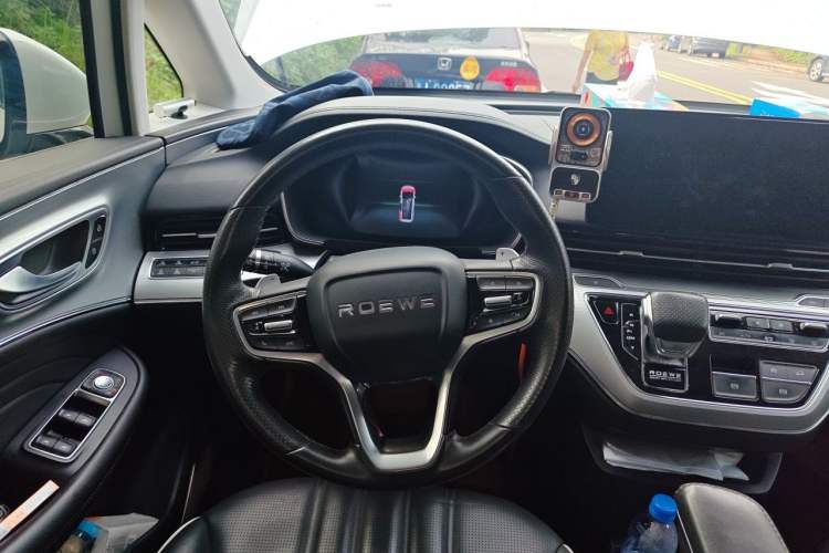 Used Roewe iMAX8 2021 400TGI Supreme Series Prestige Edition Steering Wheel