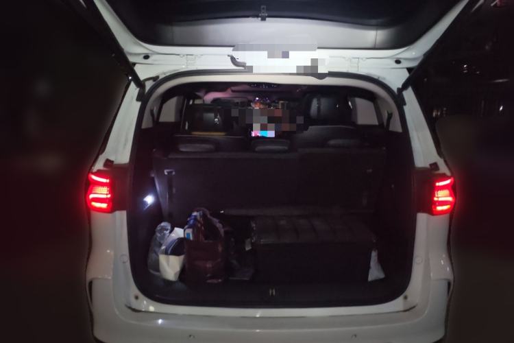 Used Roewe iMAX8 2021 400TGI Supreme Series Lu Zun Edition Trunk