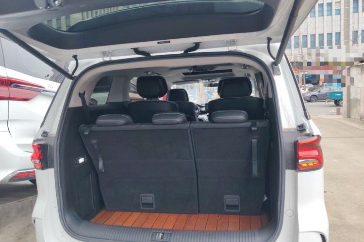 Used Roewe iMAX8 2021 400TGI Flagship Edition Trunk