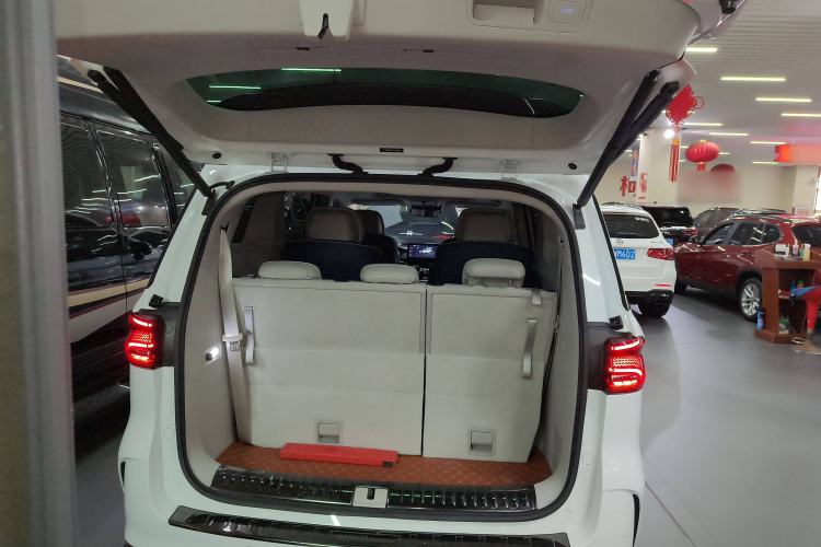 Used Roewe iMAX8 2021 400TGI Supreme Series Ultimate Edition Trunk