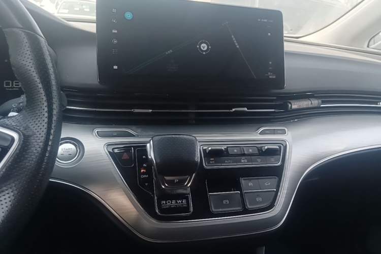 Used Roewe iMAX8 2022 400TGI Prestige Edition Audio And AC Panel