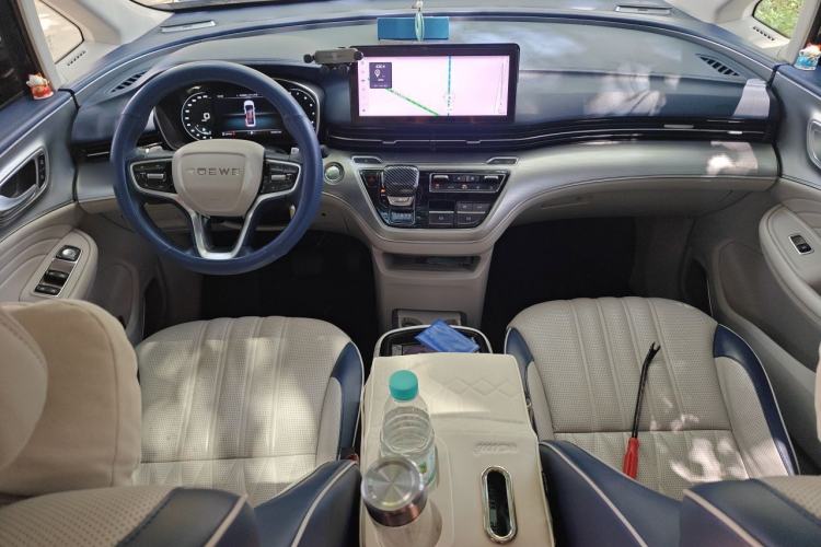 Used Roewe iMAX8 2022 400TGI Prestige Edition Center Console