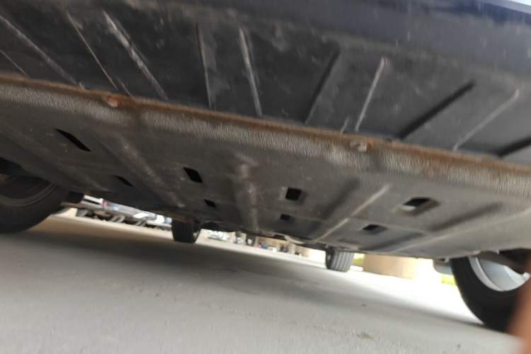 Used Roewe iMAX8 2022 400TGI Celebration Edition Chassis Front