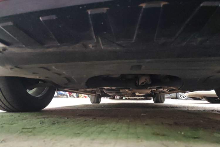 Used Roewe iMAX8 2022 400TGI Celebration Edition Chassis Front
