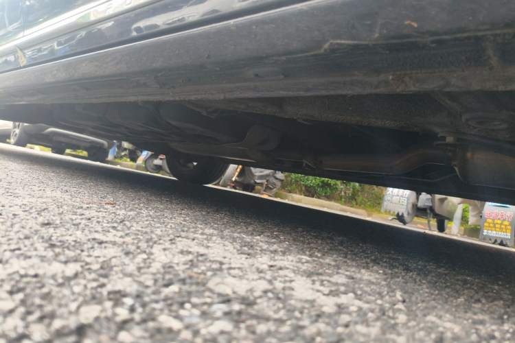 Used Roewe iMAX8 2022 400TGI Prestige Edition Chassis Front Right