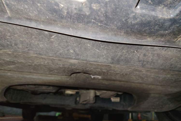 Used Roewe iMAX8 2022 400TGI Celebration Edition Chassis Front