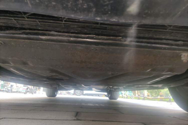 Used Roewe iMAX8 2022 400TGI Celebration Edition Chassis Front