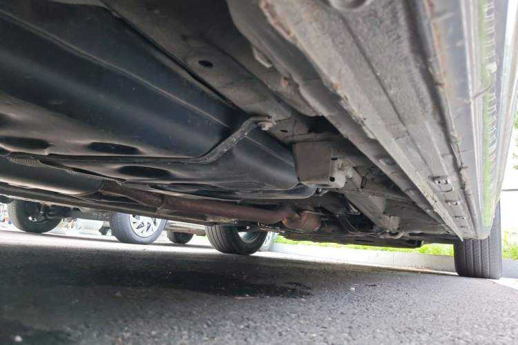 Used Roewe iMAX8 2022 400TGI Prestige Edition Chassis Rear Right