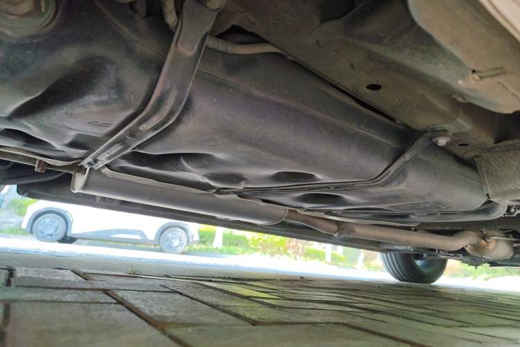 Used Roewe iMAX8 2022 400TGI Celebration Edition Chassis Rear Right