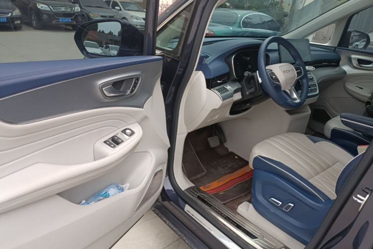 Used Roewe iMAX8 2022 400TGI Prestige Edition Driver Seat