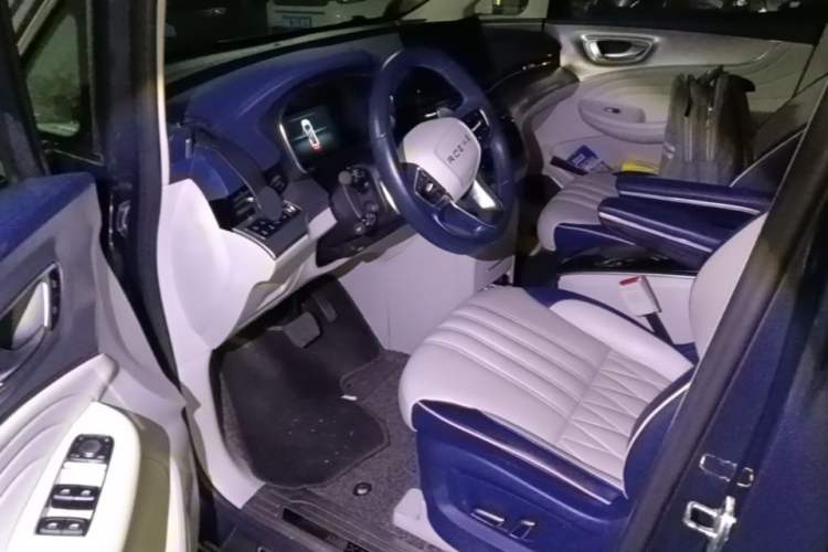 Used Roewe iMAX8 2022 400TGI Prestige Edition Driver Seat