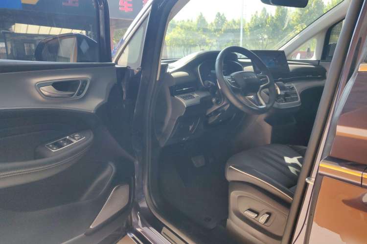 Used Roewe iMAX8 2022 400TGI Prestige Edition Driver Seat