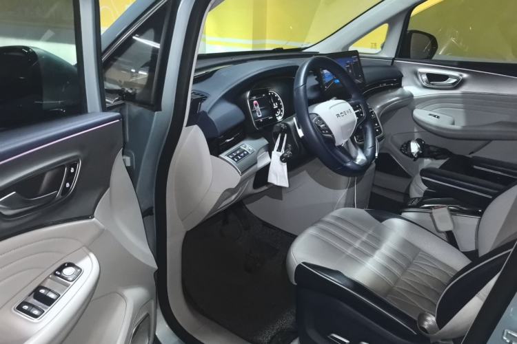 Used Roewe iMAX8 2022 400TGI Prestige Edition Driver Seat