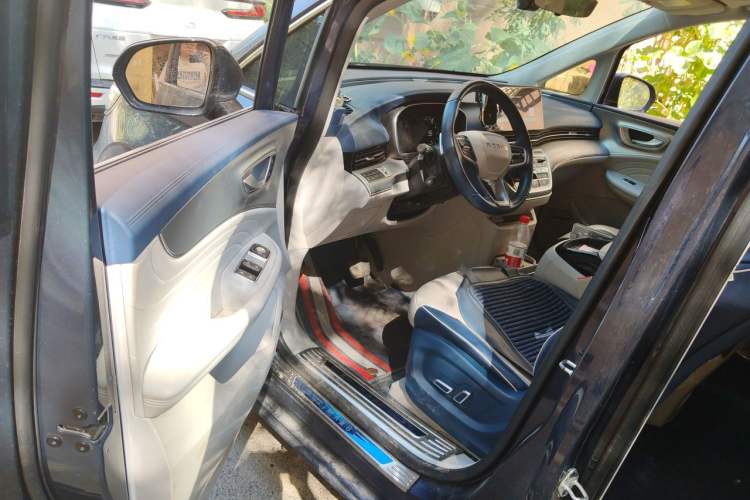 Used Roewe iMAX8 2022 400TGI Celebration Edition Driver Seat
