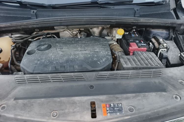 Used Roewe iMAX8 2022 400TGI Celebration Edition Engine Bay