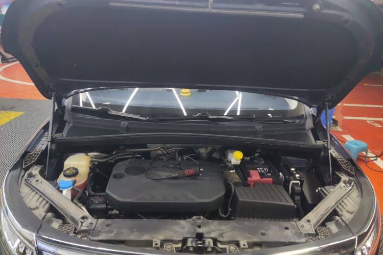 Used Roewe iMAX8 2022 400TGI Celebration Edition Engine Bay