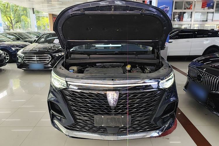 Used Roewe iMAX8 2022 400TGI Prestige Edition Engine Bay