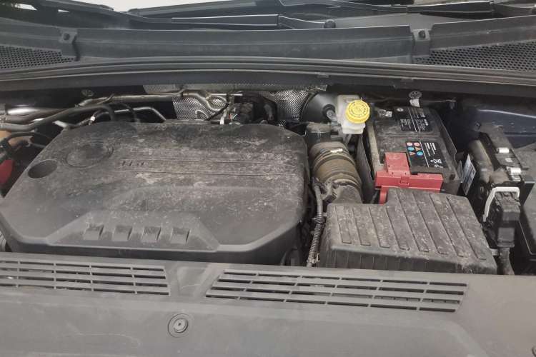 Used Roewe iMAX8 2022 400TGI Flagship Edition Engine Bay