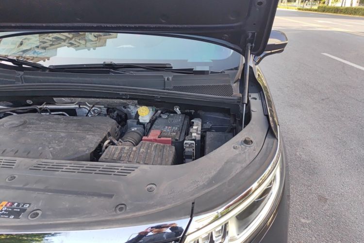 Used Roewe iMAX8 2022 400TGI Prestige Edition Engine Bay Left