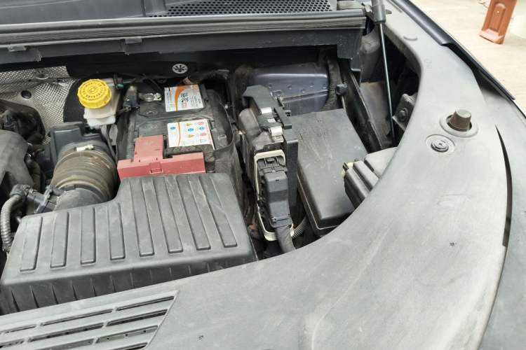 Used Roewe iMAX8 2022 400TGI Prestige Edition Engine Bay Left