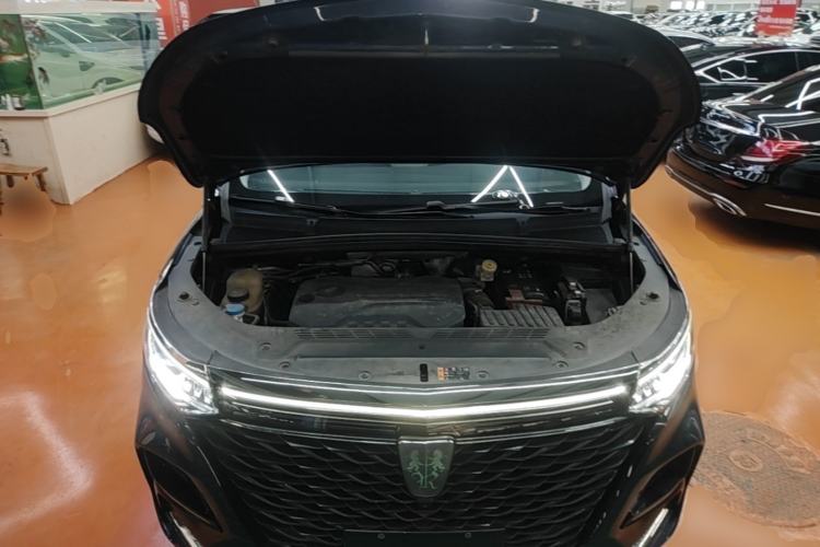 Used Roewe iMAX8 2022 400TGI Celebration Edition Engine Bay