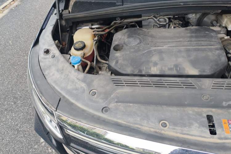 Used Roewe iMAX8 2022 400TGI Prestige Edition Engine Bay Right