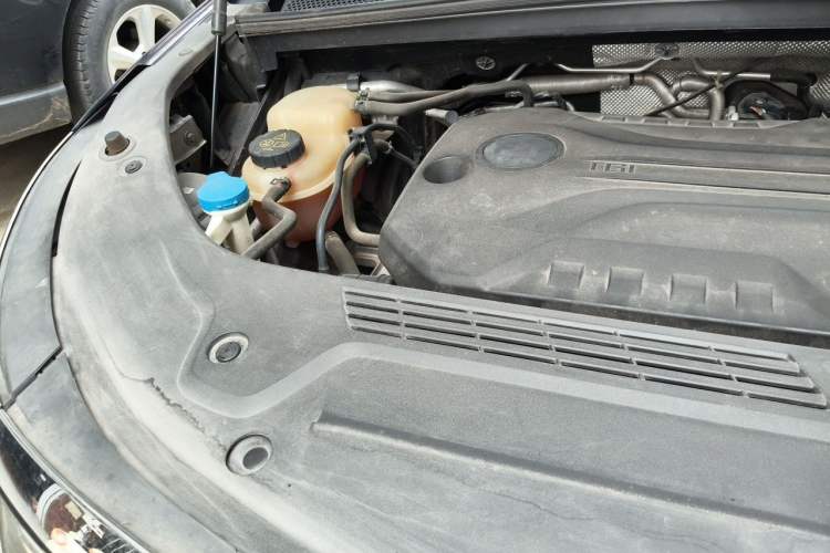 Used Roewe iMAX8 2022 400TGI Prestige Edition Engine Bay Right