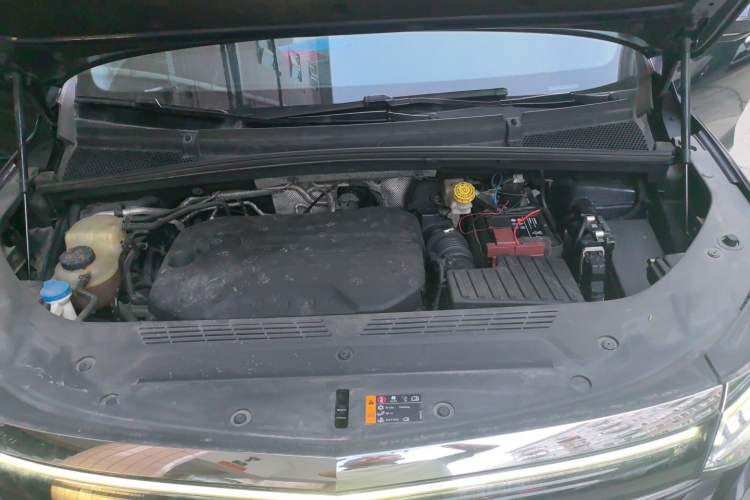 Used Roewe iMAX8 2022 400TGI Flagship Edition Engine Bay