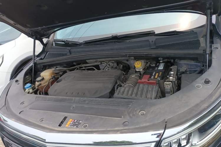 Used Roewe iMAX8 2022 400TGI Flagship Edition Engine Bay