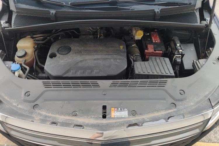 Used Roewe iMAX8 2022 400TGI Prestige Edition Engine Bay