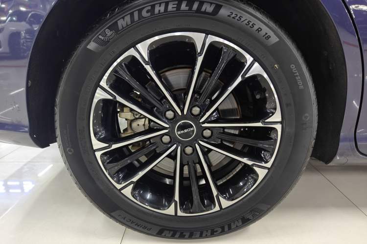 Used Roewe iMAX8 2022 400TGI Prestige Edition Exterior 1