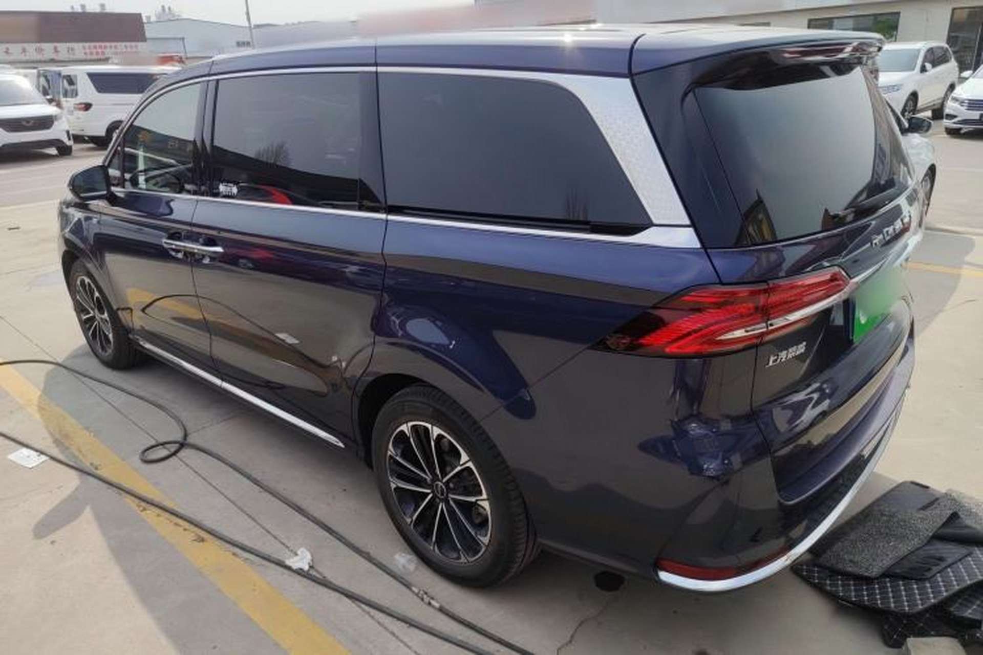 Used Roewe iMAX8 2022 400TGI Celebration Edition Exterior 2