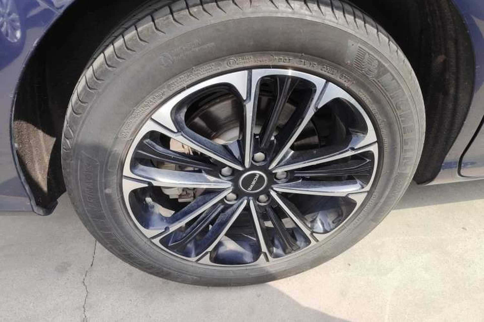 Used Roewe iMAX8 2022 400TGI Celebration Edition Exterior 5