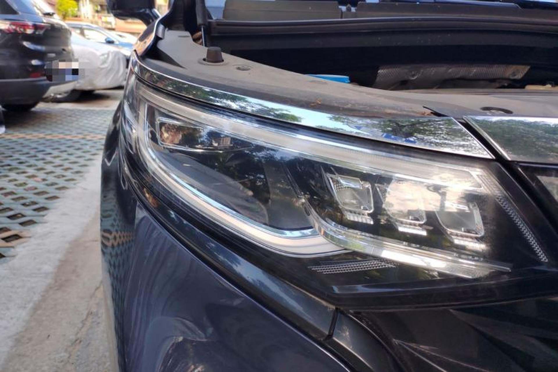 Used Roewe iMAX8 2022 400TGI Celebration Edition Exterior 6