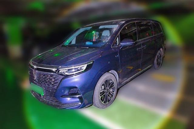 Used Roewe iMAX8 2022 400TGI Prestige Edition