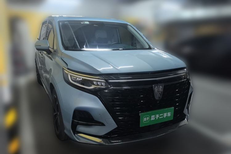 Used Roewe iMAX8 2022 400TGI Prestige Edition Front Right 45 Deg
